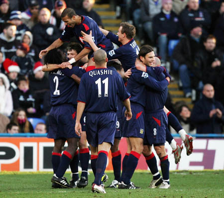 间缝隙的敏 间缝隙的敏